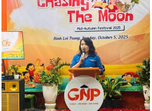 BẢN TIN TRƯA HTV | CHASING THE MOON – VUI HỘI TRĂNG RẰM 2025