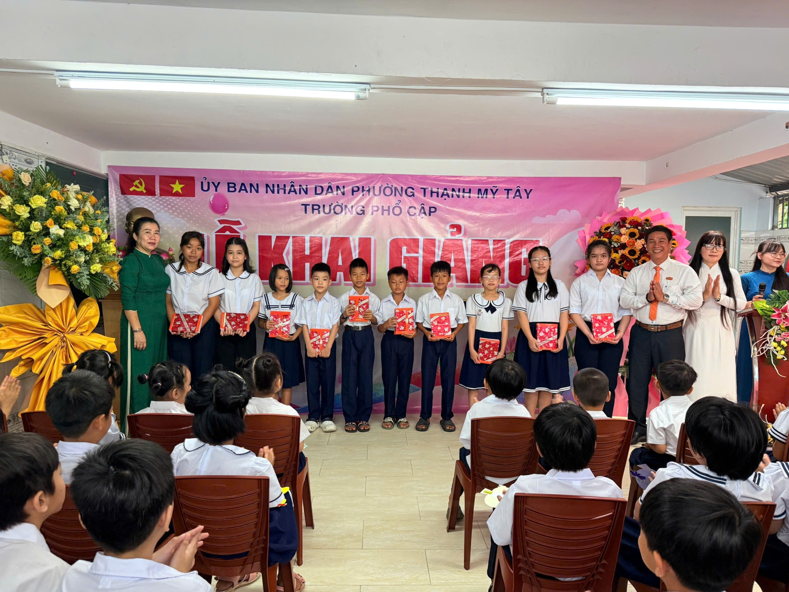 🎉 HỆ THỐNG GIÁO DỤC GNP ĐỒNG HÀNH CÙNG HỌC SINH TRƯỜNG PHỔ CẬP - PHƯỜNG THẠNH MỸ TÂY TRONG LỄ KHAI GIẢNG NĂM HỌC 2025 – 2026 🎉